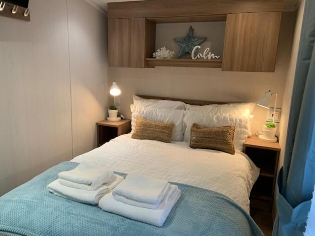 Cosy, Coastal Themed Holiday Home, Rockley Park, Poole, Dorset Ngoại thất bức ảnh